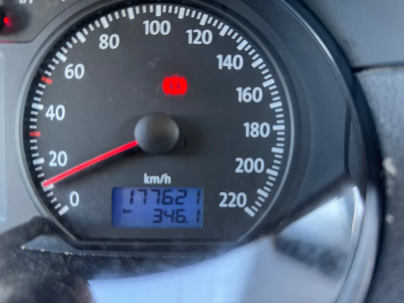 VW Polo, снимка 12 - Автомобили и джипове - 52393935