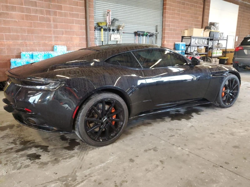 Aston Martin Други DB11, снимка 6 - Автомобили и джипове - 52539102