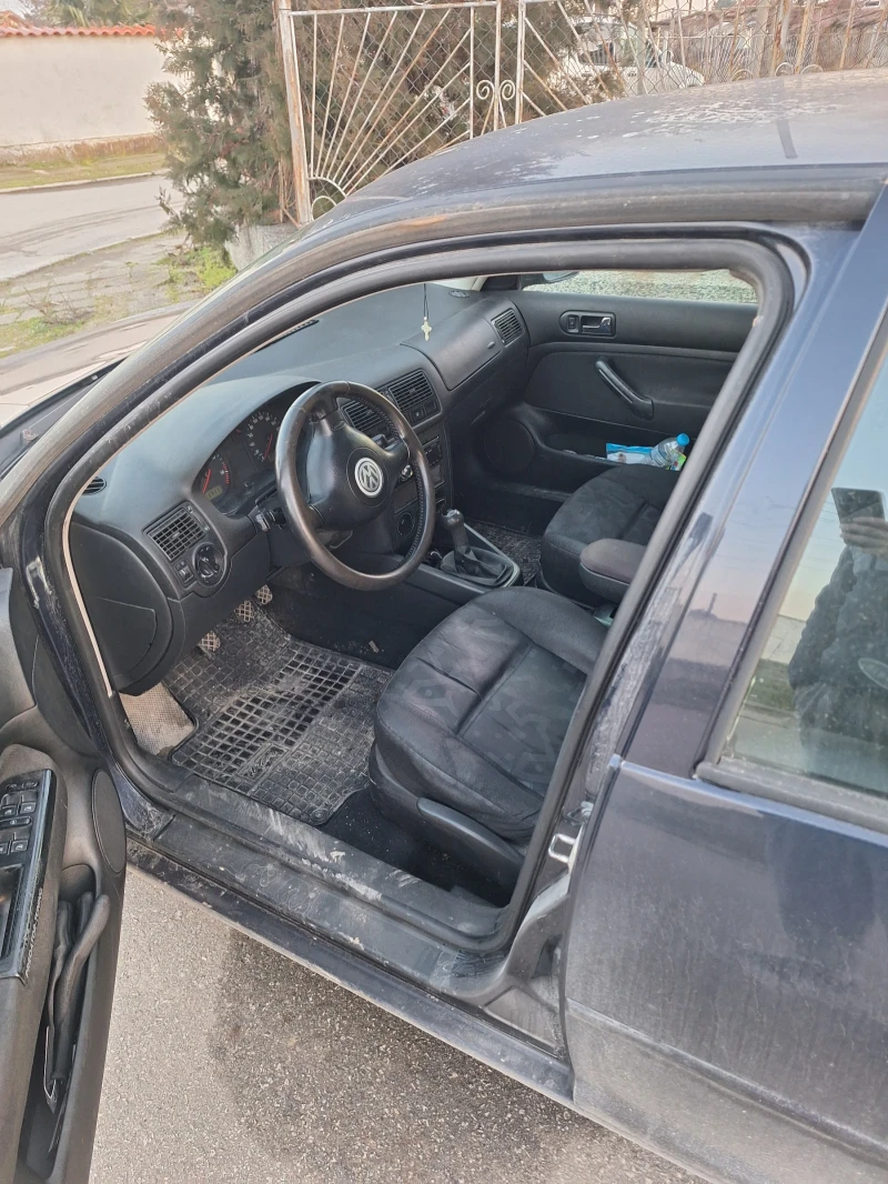 VW Golf, снимка 2 - Автомобили и джипове - 53221745