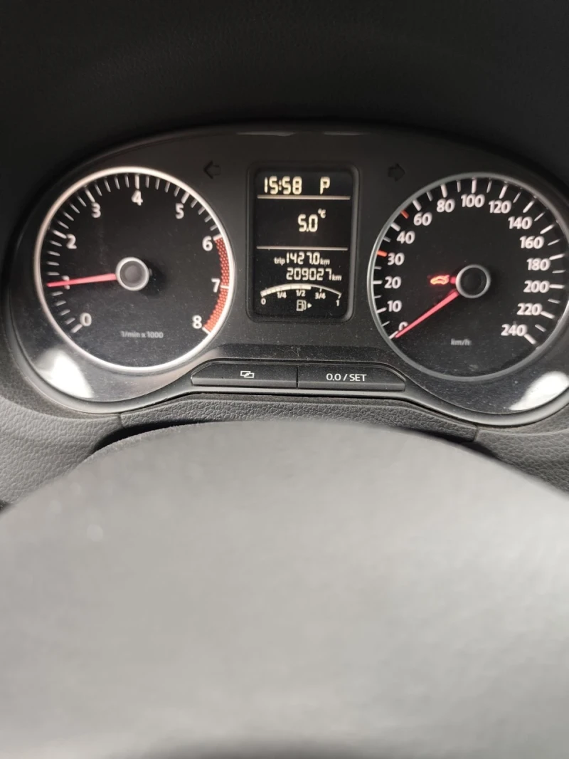 VW Polo, снимка 5 - Автомобили и джипове - 53325049