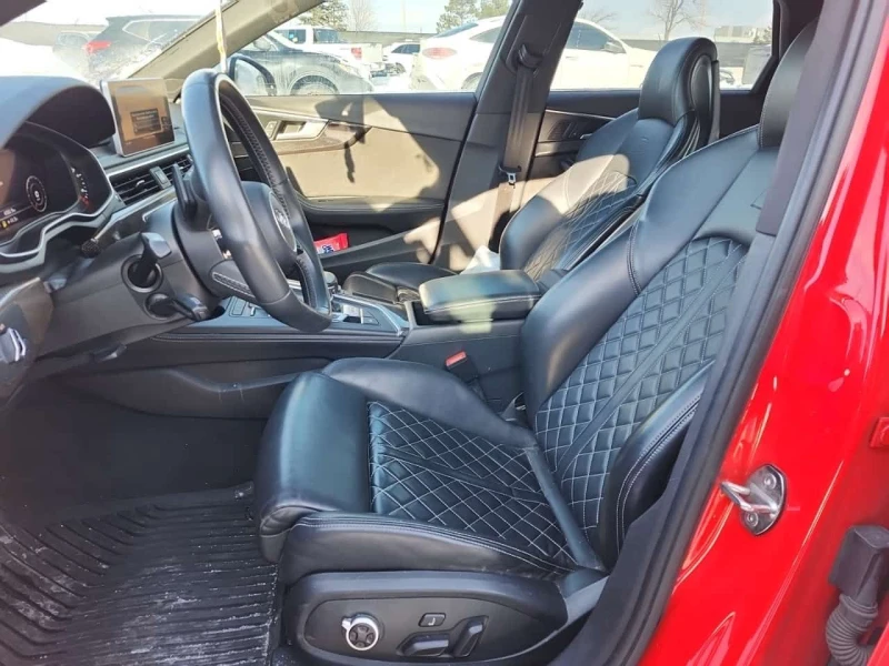 Audi S4  TECHNIK /LED / 360 /PANO/NAVI/ MASSAGE , снимка 5 - Автомобили и джипове - 53535055