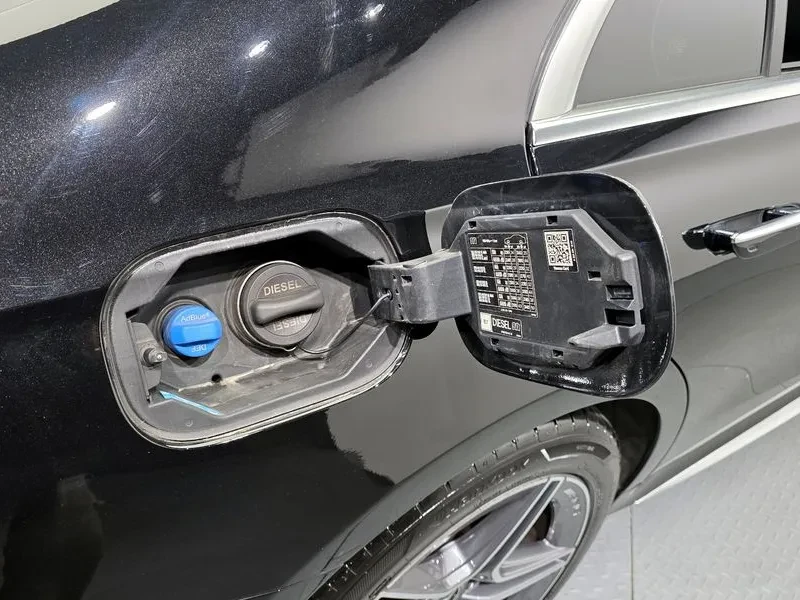 Mercedes-Benz S 400 D 4Matic, снимка 13 - Автомобили и джипове - 55739616