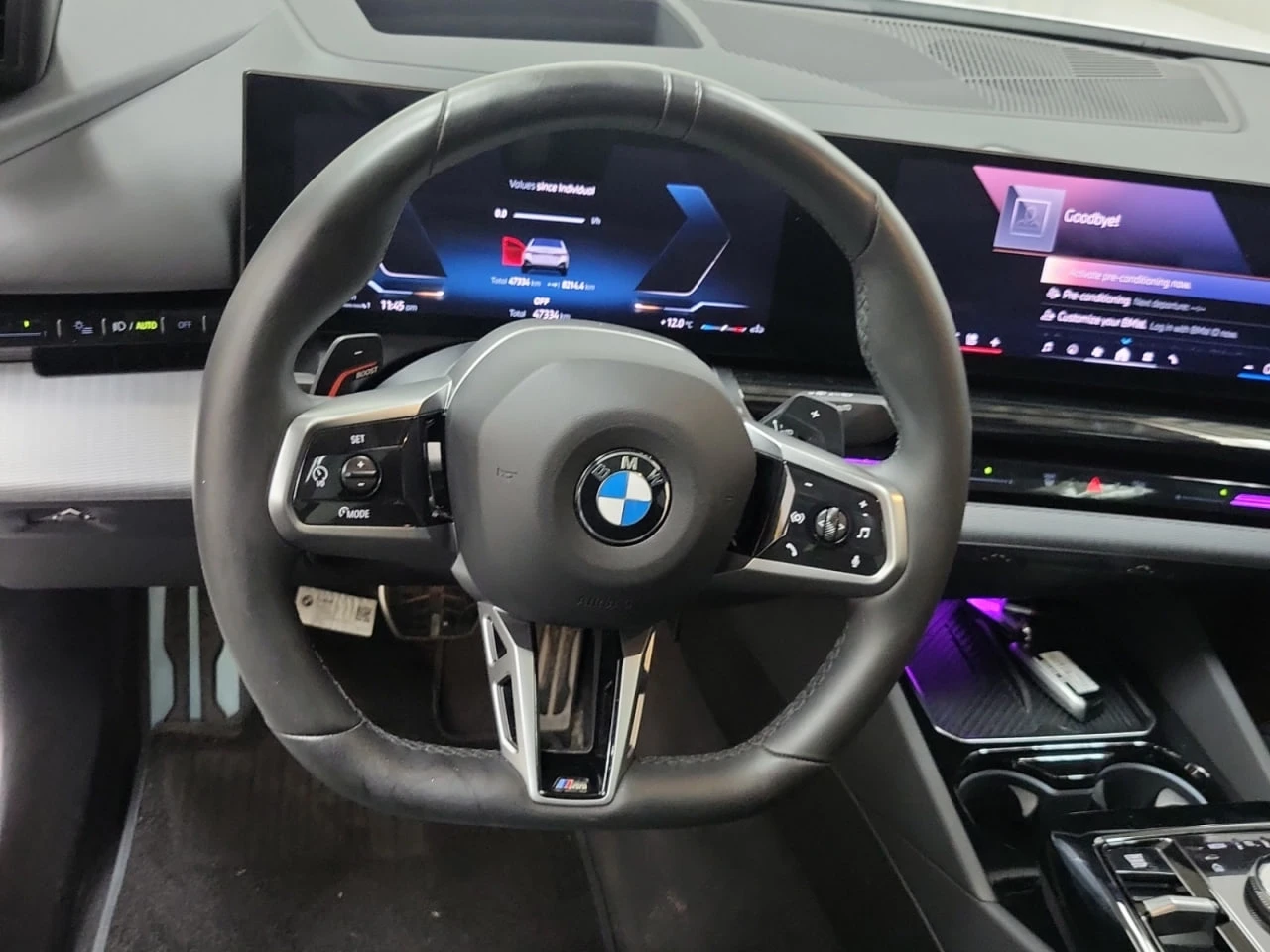 BMW 530 * АВТО КРЕДИТ* ЦЕНА ДО БГ * CARFAX *  - изображение 10