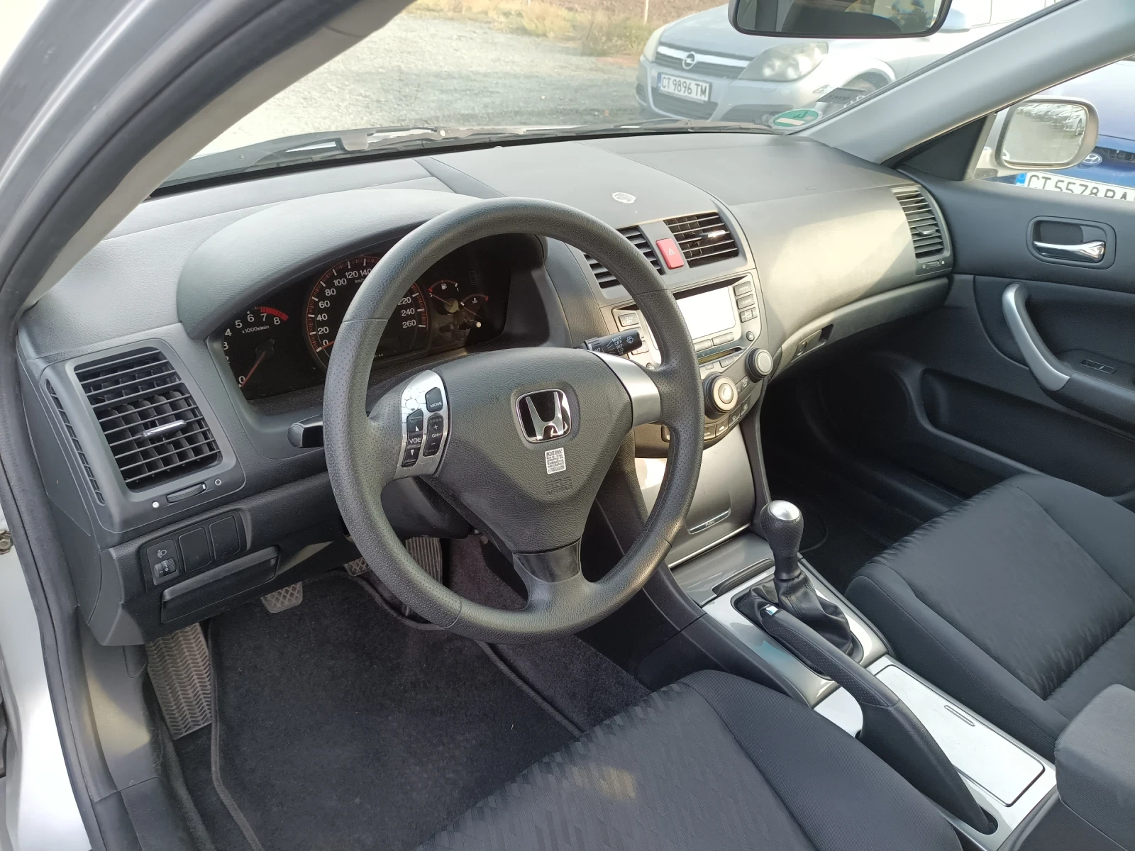 Honda Accord 2.0 155  | Mobile.bg   15