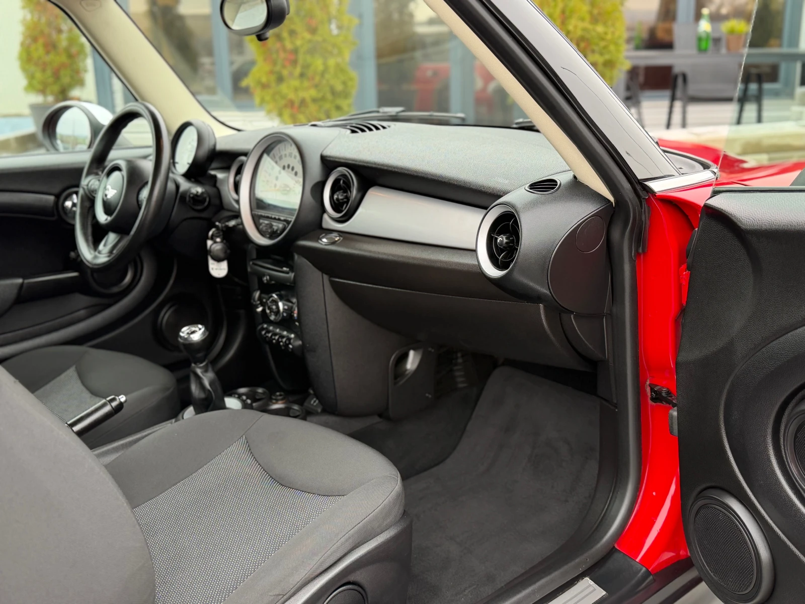 Mini Cooper * * 1.6-90* START-STOP* 6 * EURO 5*  | Mobile.bg   9