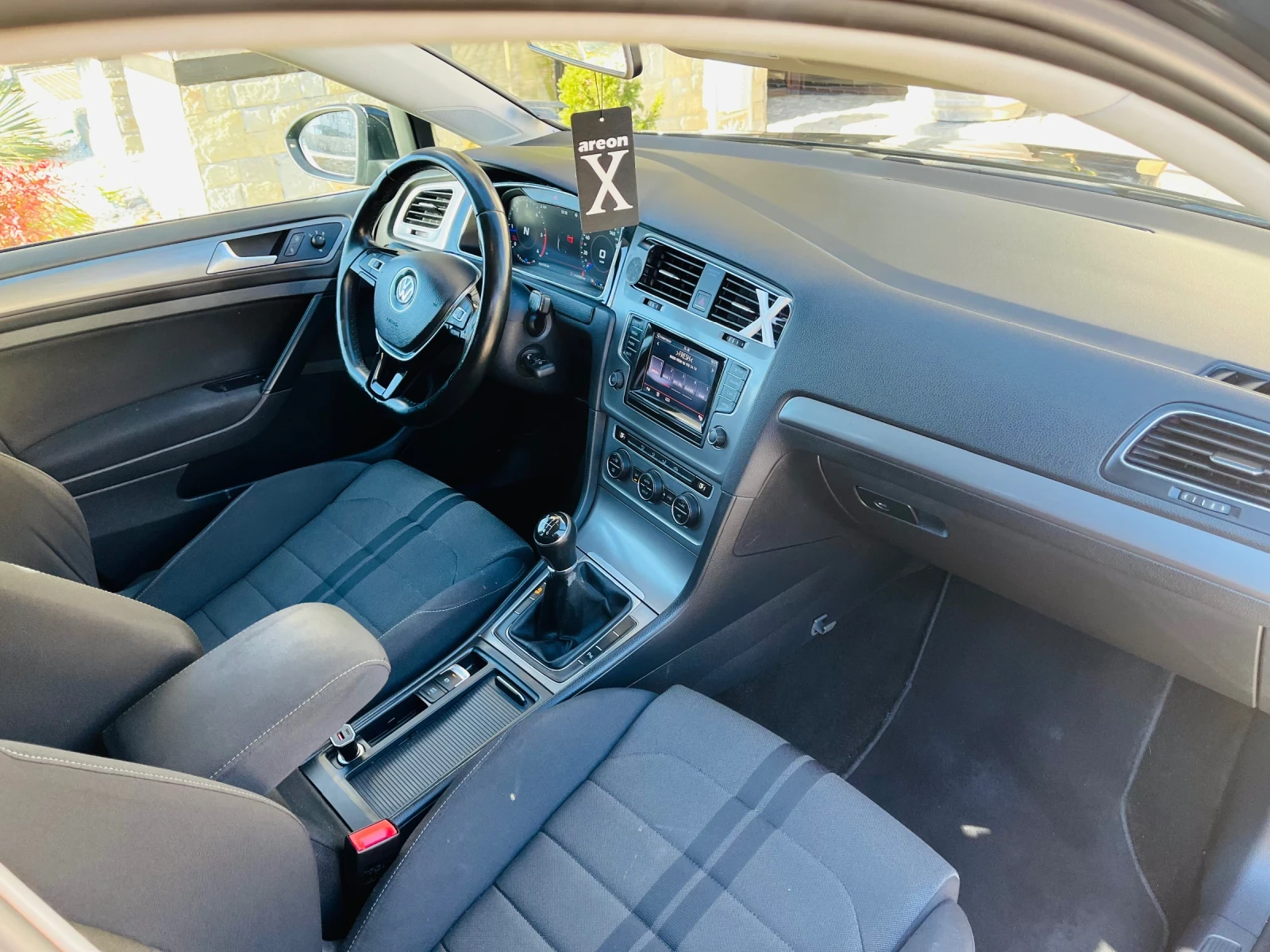 VW Golf  - изображение 8