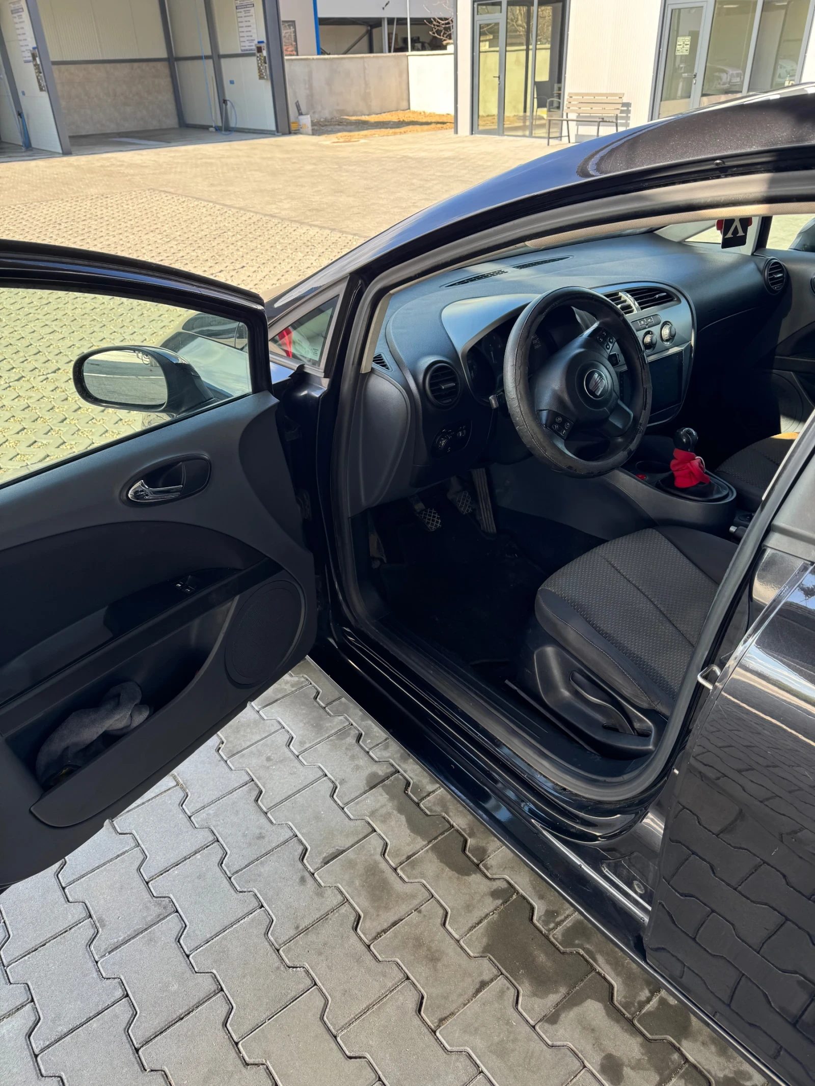 Seat Leon, снимка 7 - Автомобили и джипове - 54165890