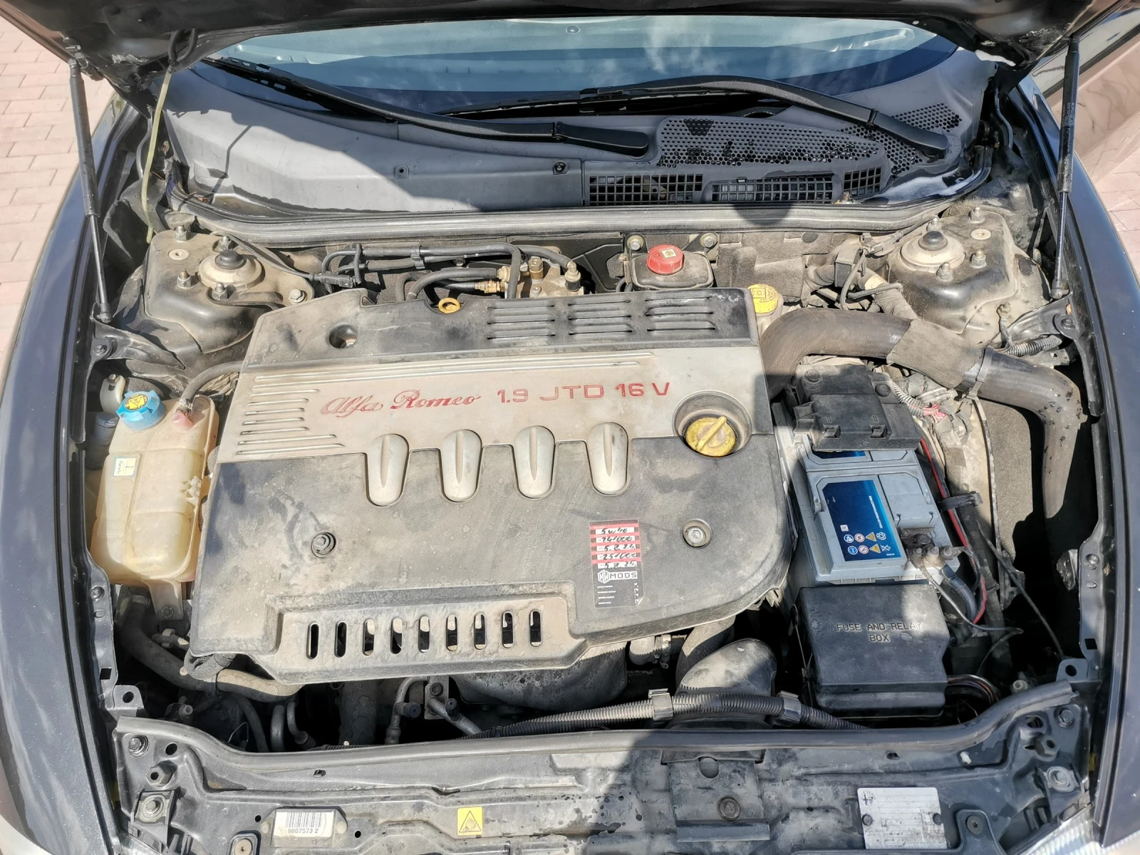 Alfa Romeo Gt 1, 9jtd, снимка 9 - Автомобили и джипове - 54172936