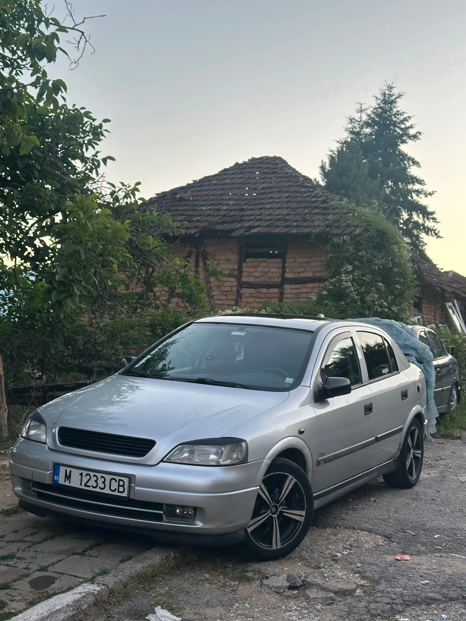 Opel Astra, снимка 2 - Автомобили и джипове - 55251564