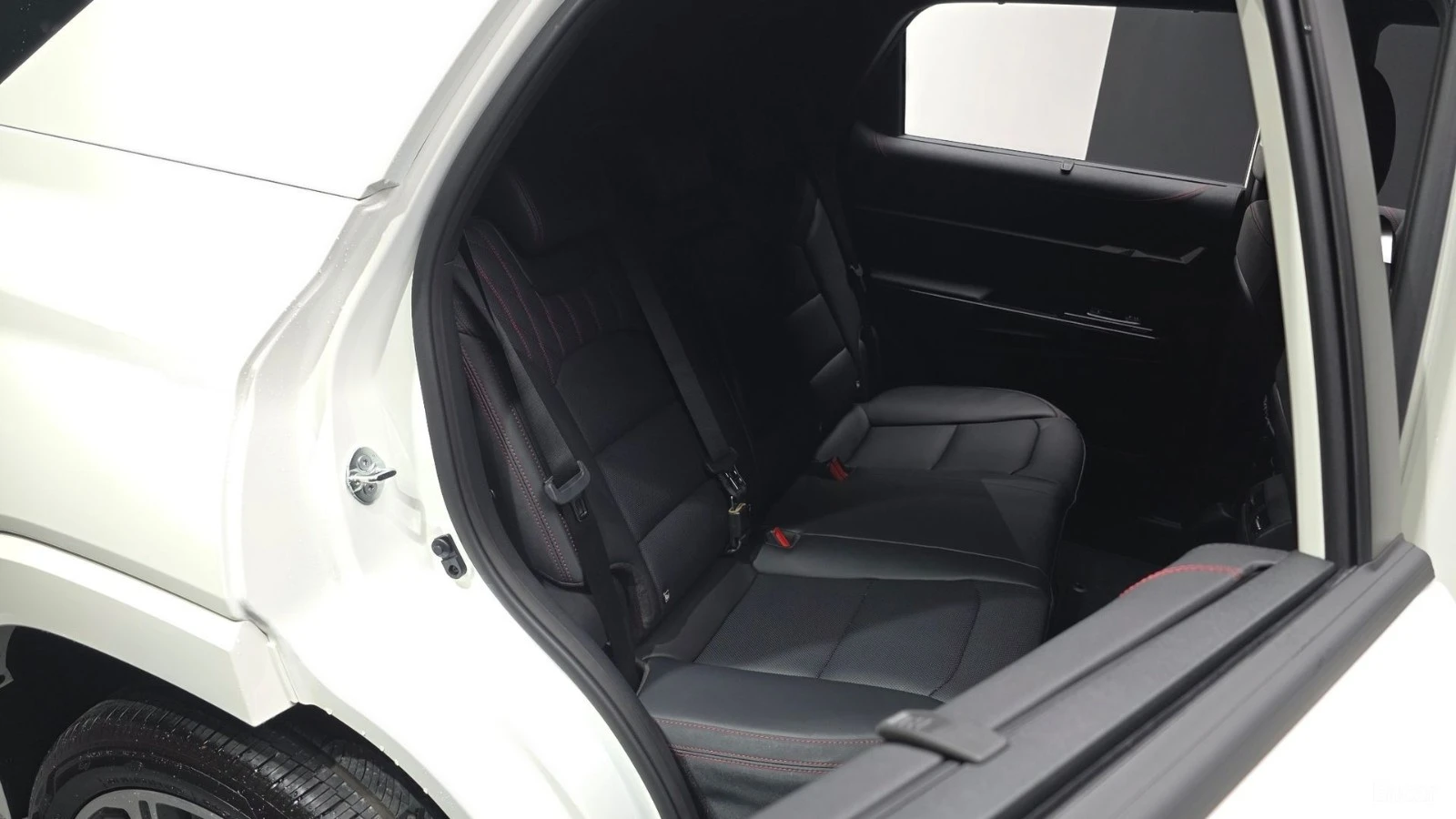 KGM Actyon HEV 1.5 2WD S8* ����* ������* ���� | Mobile.bg � ����������� 10