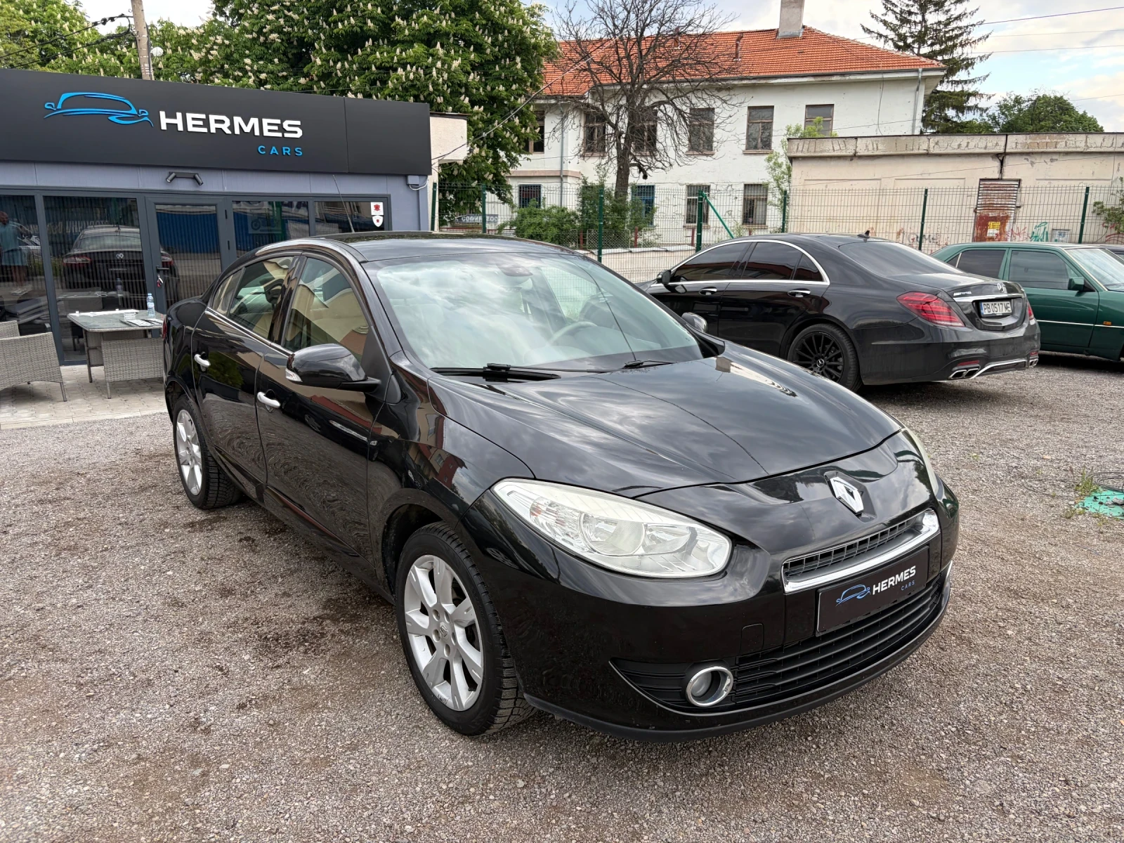 Renault Fluence, снимка 2 - Автомобили и джипове - 55946079