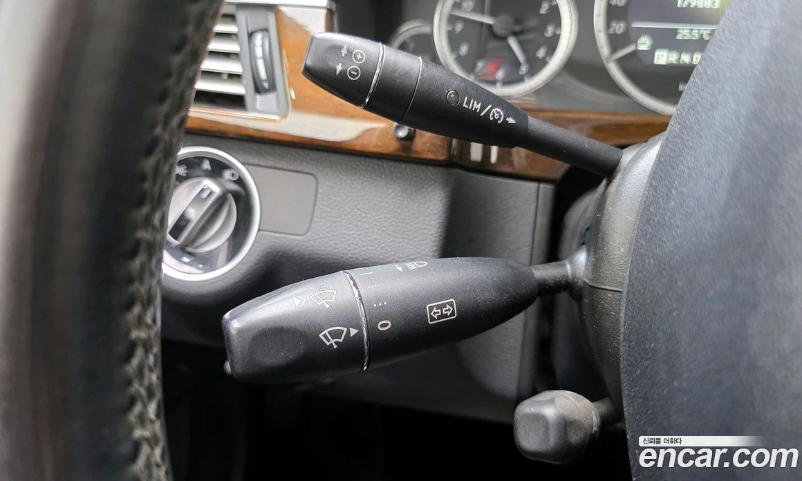 Mercedes-Benz E 200 E200 CGI, снимка 15 - Автомобили и джипове - 56117481