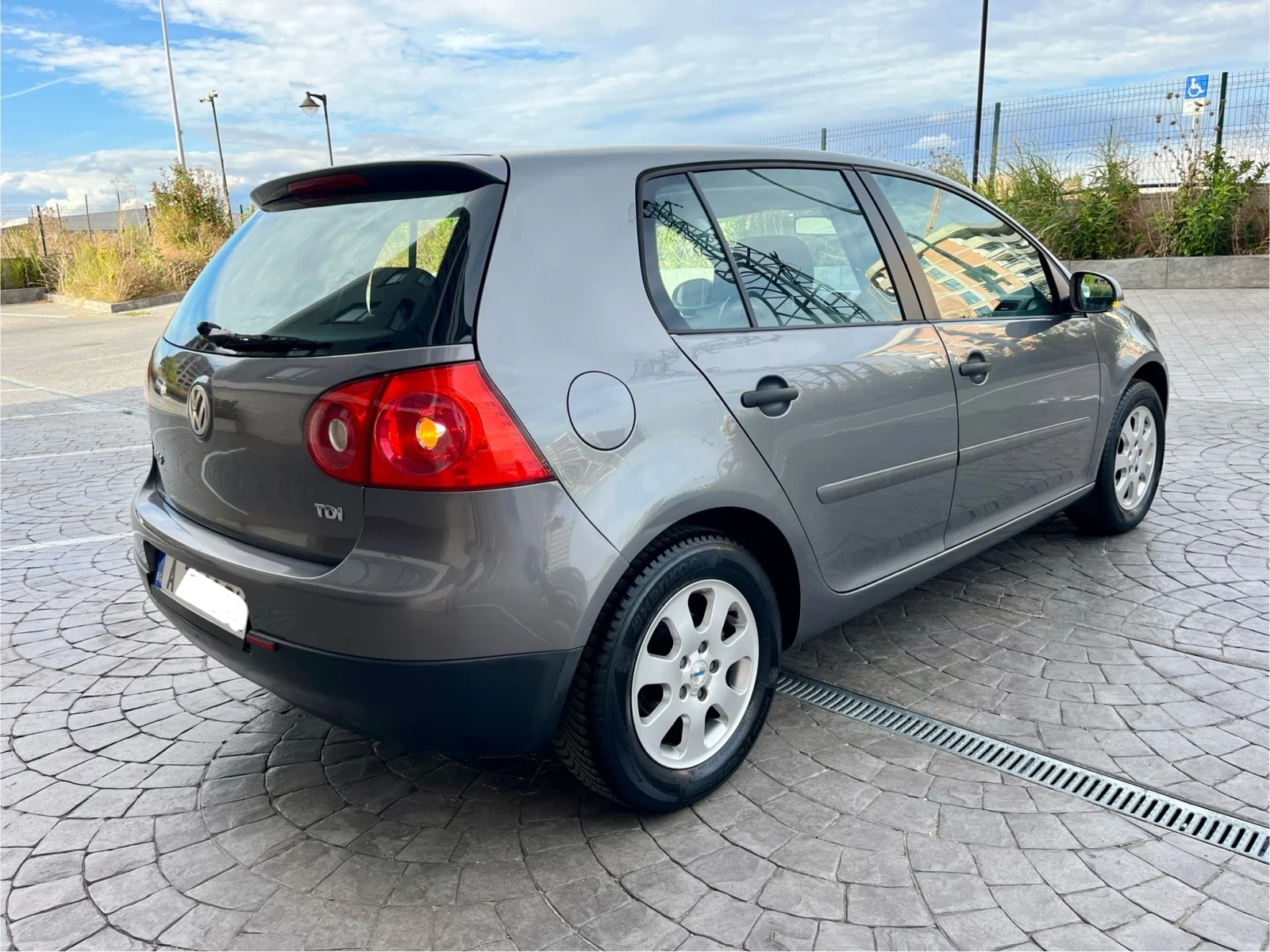 VW Golf 1.9TDI 105кс Круиз Контрол * Обслужена, снимка 3 - Автомобили и джипове - 56226066