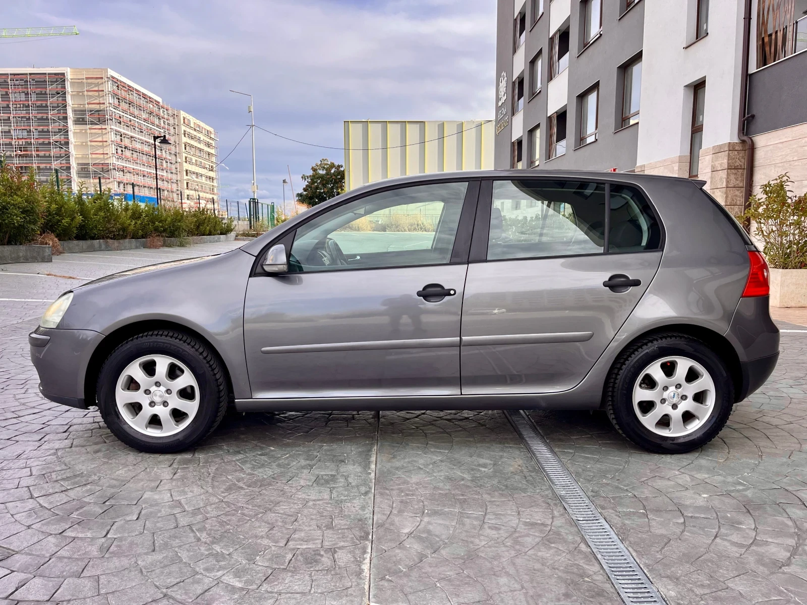 VW Golf 1.9TDI 105кс Круиз Контрол * Обслужена, снимка 5 - Автомобили и джипове - 56226066