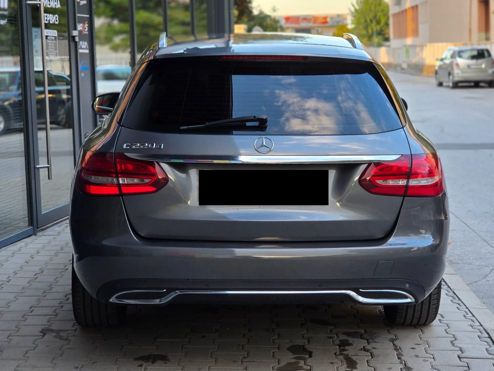 Mercedes-Benz C 220 C220d * Avangarde * 9g-Tronic * 2018г., снимка 5 - Автомобили и джипове - 56248175