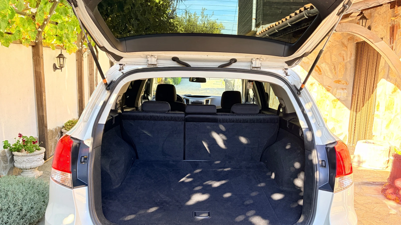 Subaru Legacy 2.0, снимка 14 - Автомобили и джипове - 56253640