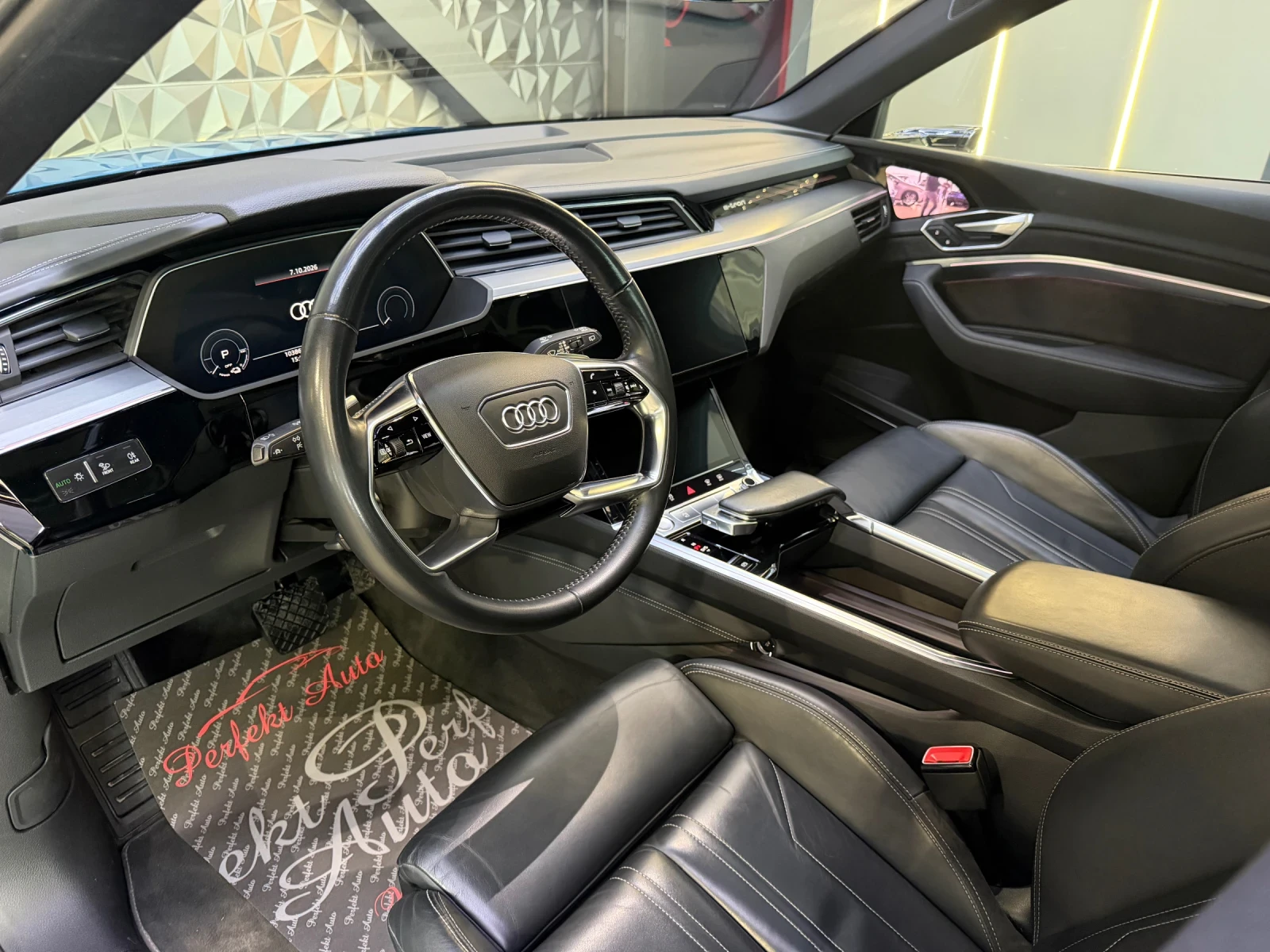 Audi E-Tron 55 QUATTRO MATRIX 95 KW/H * B&O * �������� | Mobile.bg � ����������� 5