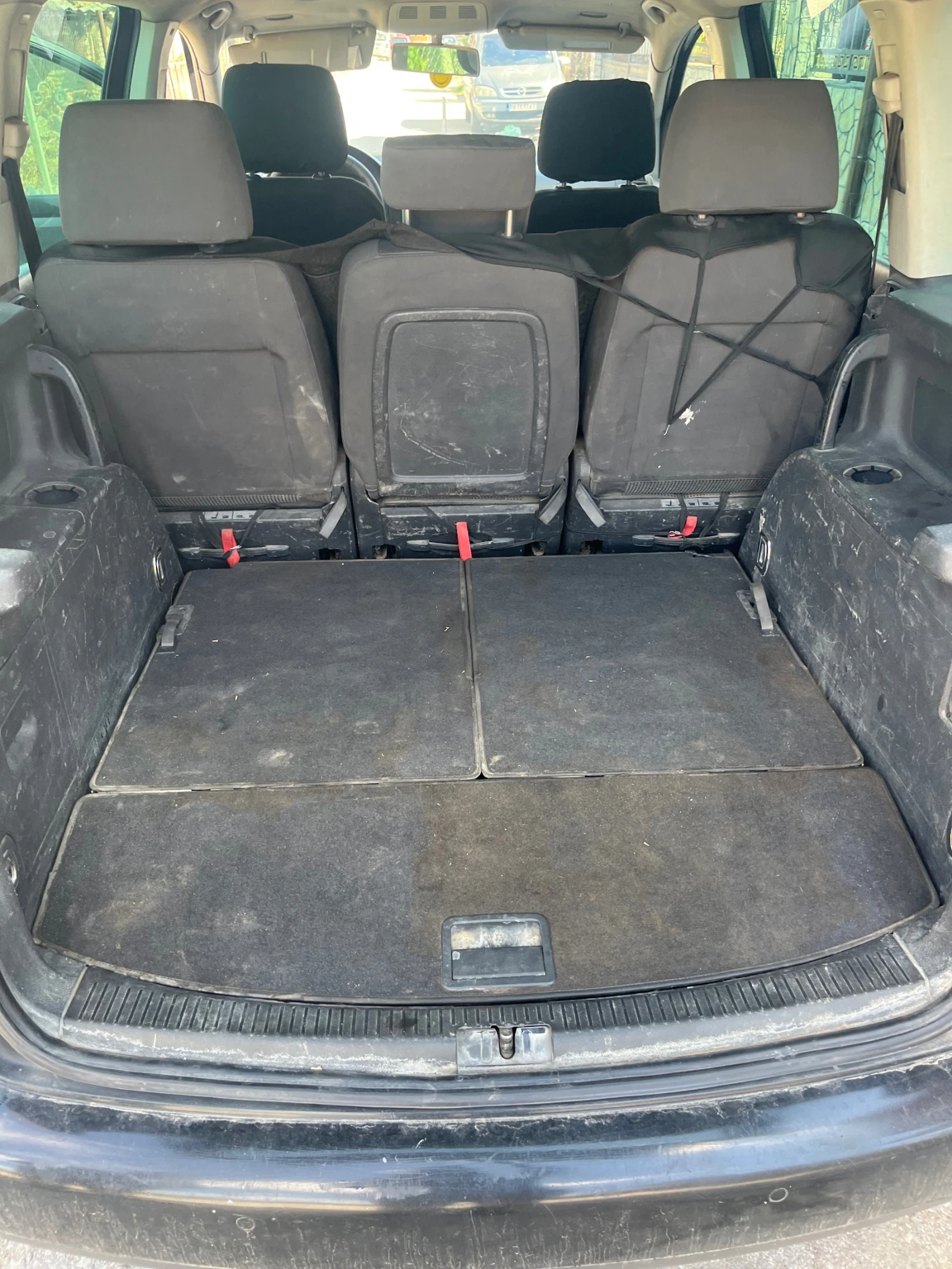 VW Touran 2.0 tdi bkd, снимка 6 - Автомобили и джипове - 56735609