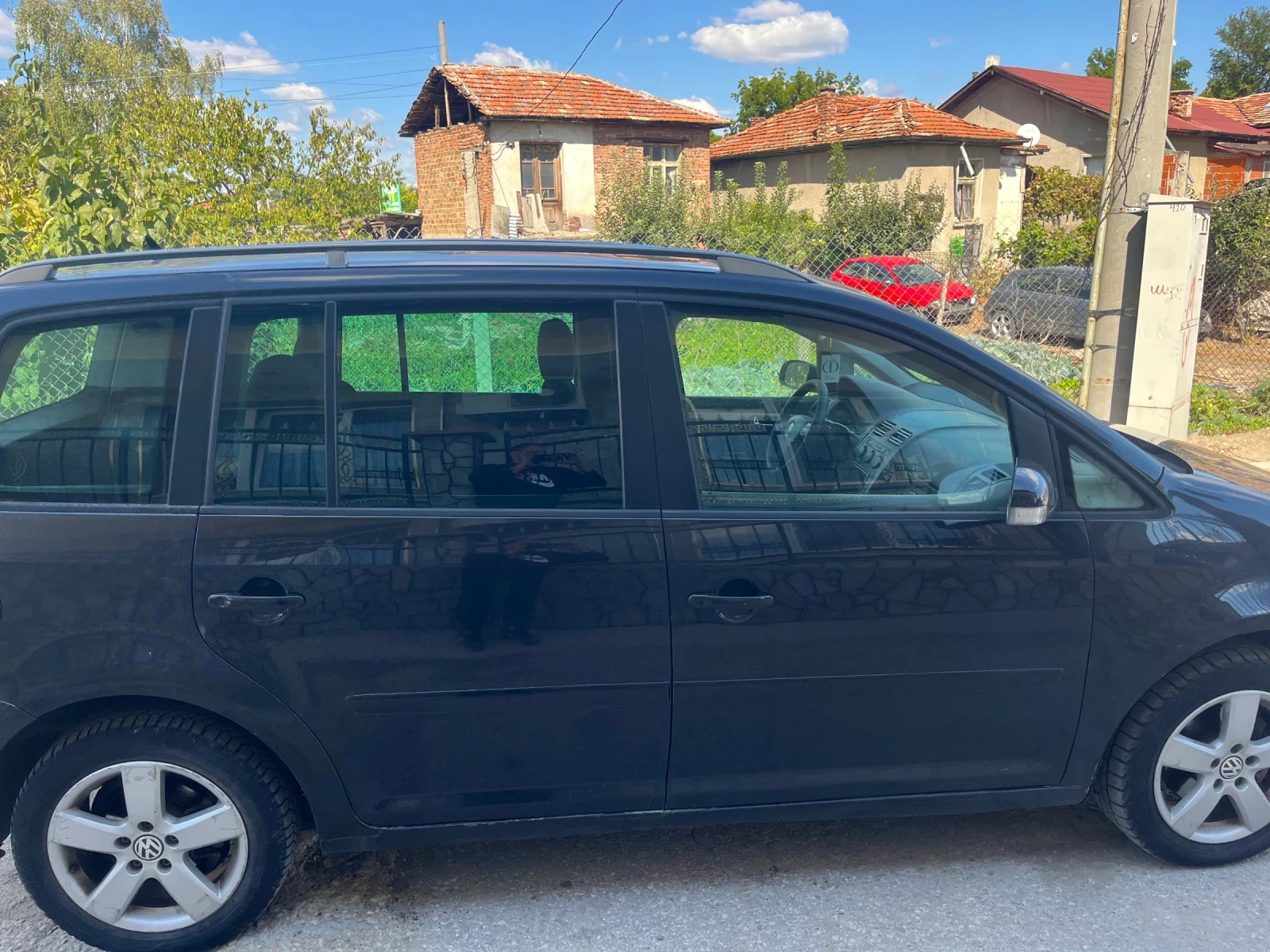 VW Touran 2.0 tdi bkd, снимка 4 - Автомобили и джипове - 56735609