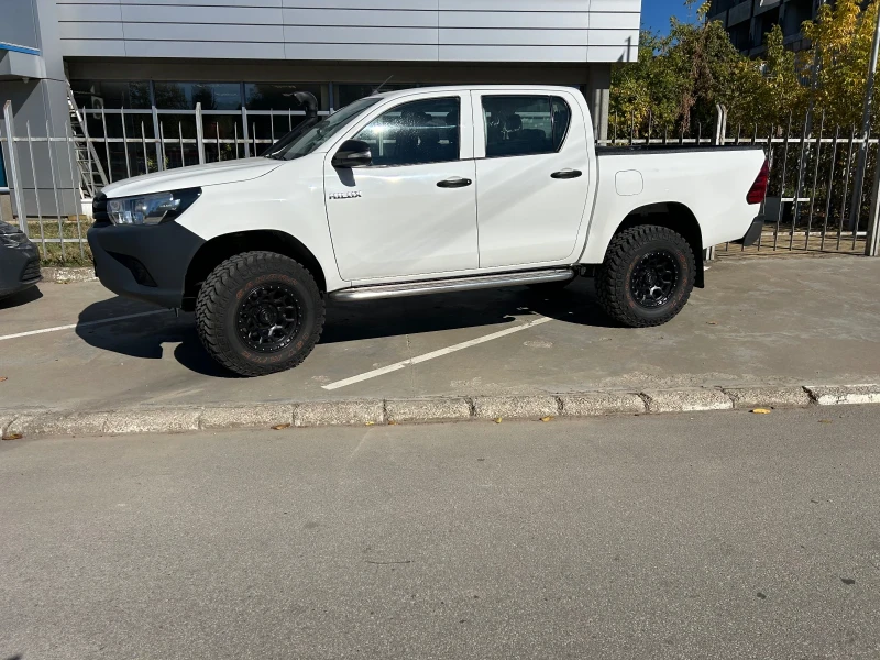 Toyota Hilux Revo, снимка 1 - Автомобили и джипове - 47685371