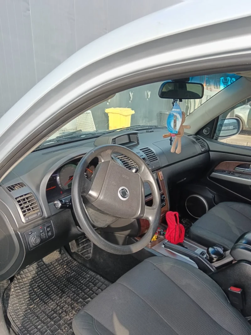 SsangYong Rexton, снимка 9 - Автомобили и джипове - 53301240