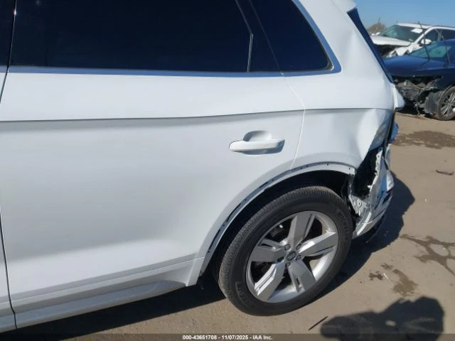 Audi Q5 2.0T PREMIUM/2.0T TECH PREMIUM - изображение 8