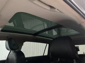 VW Tiguan ПАНО* ПОДГРЕВ* KEYLESS, снимка 17 - Автомобили и джипове - 53706060