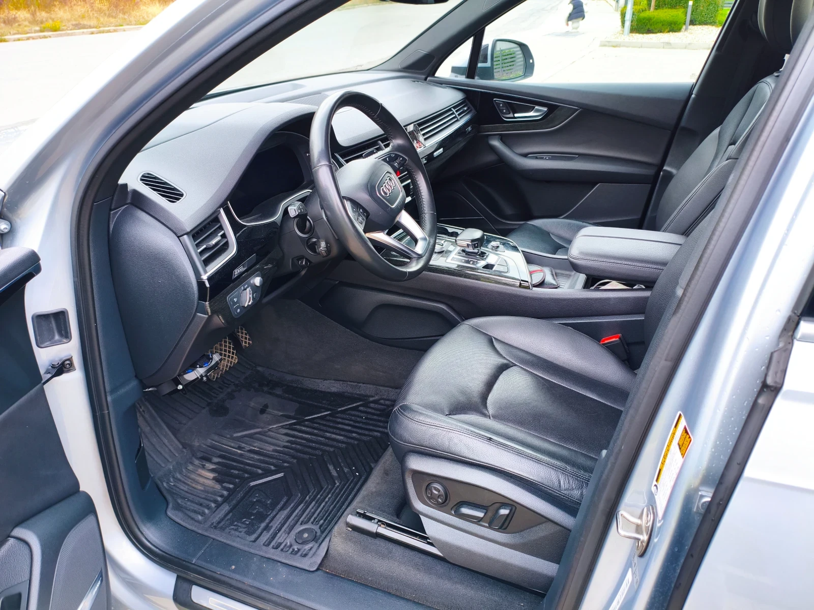 Audi Q7 Prestige  - изображение 7