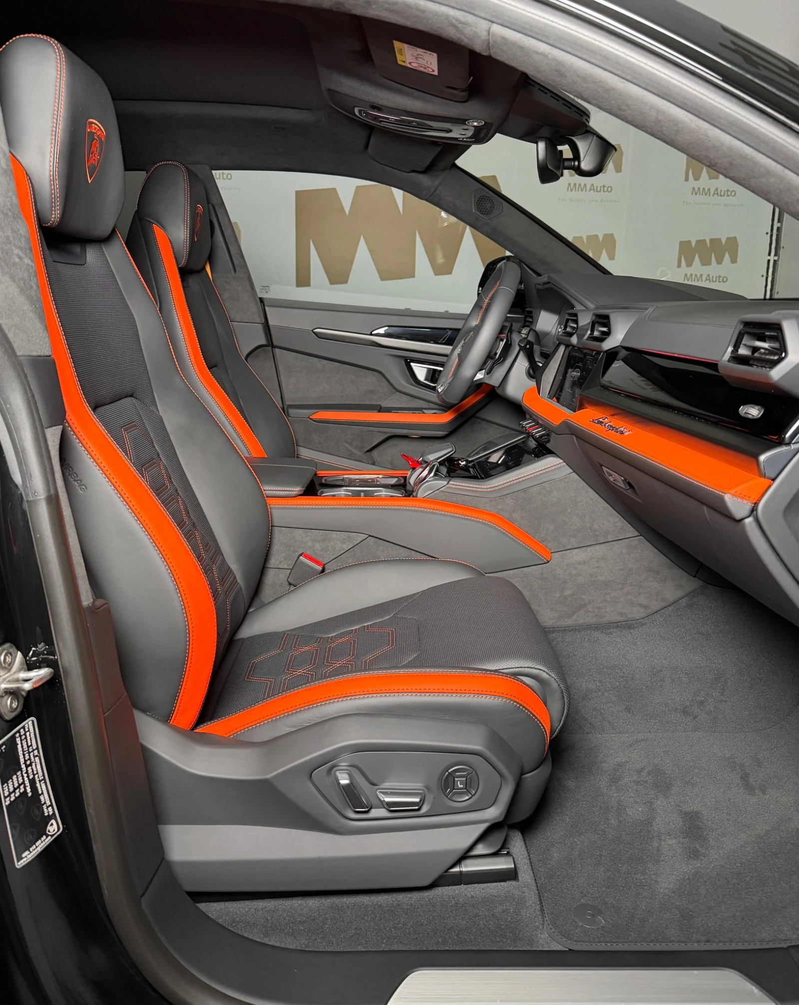 Lamborghini Urus SE* Nero* Carbon* Pano* B&O - изображение 9