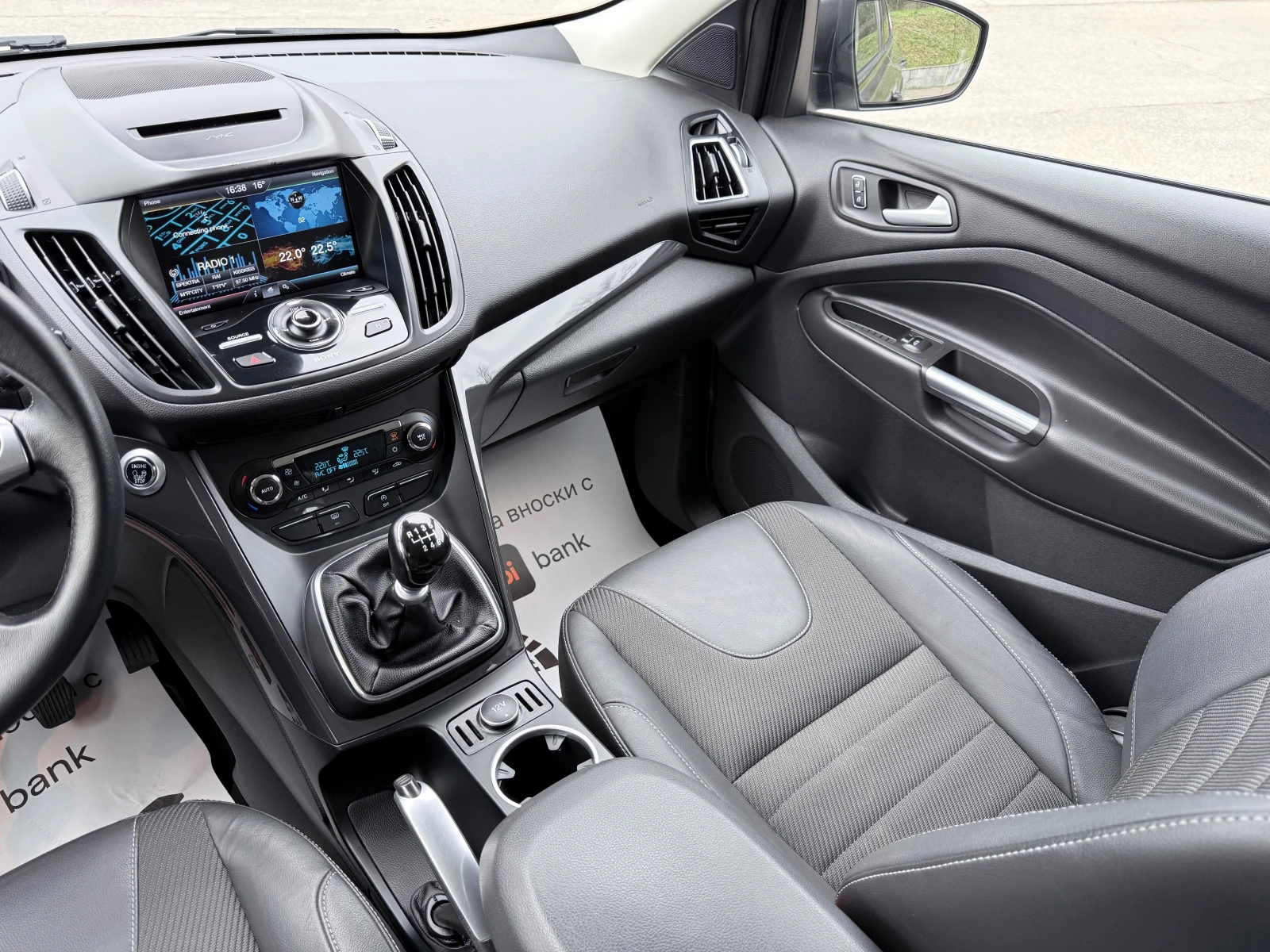 Ford Kuga 2.0TDCI* TITANIUM* Euro6B* Navi* Лизинг* , снимка 12 - Автомобили и джипове - 54142419