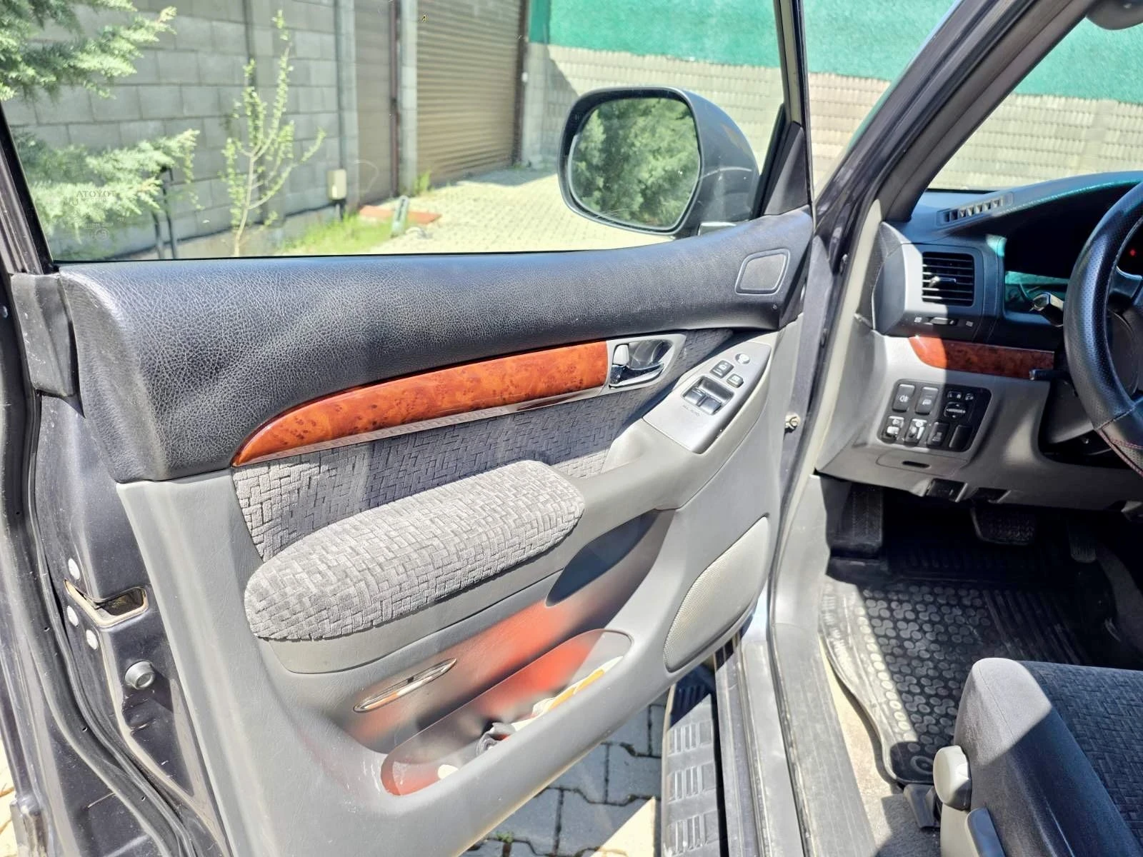 Toyota Land cruiser 120, снимка 10 - Автомобили и джипове - 54320840