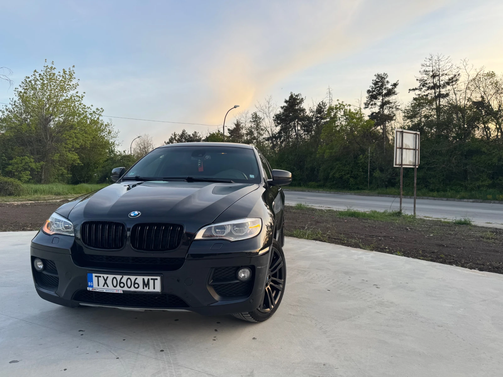 BMW X6 BMW X6 40d Facelift M Package / xDrive / 380 к.с., снимка 7 - Автомобили и джипове - 54417045