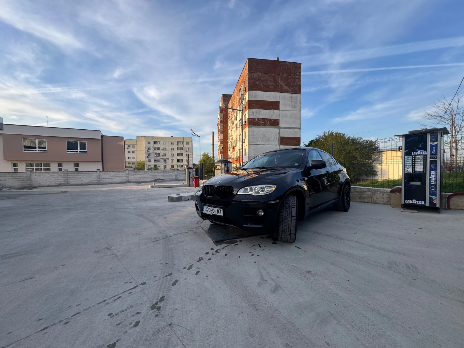 BMW X6 BMW X6 40d Facelift M Package / xDrive / 380 к.с., снимка 8 - Автомобили и джипове - 54417045