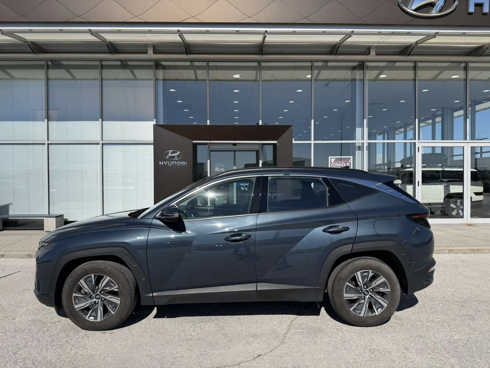 Hyundai Tucson COMFORT , снимка 2 - Автомобили и джипове - 54914927