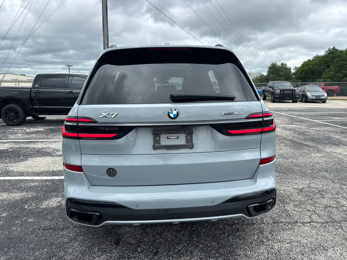 BMW X7 xDrive40i M-SPORT, снимка 4 - Автомобили и джипове - 55049340
