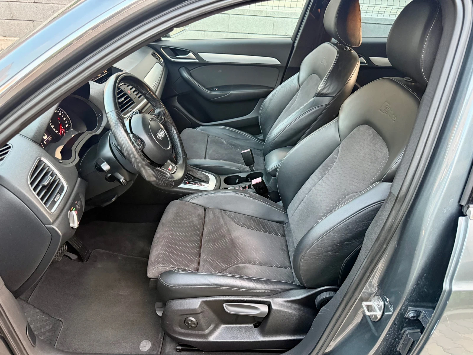 Audi Q3 2.0TDI Sline Quattro- Лизинг, снимка 9 - Автомобили и джипове - 55450806