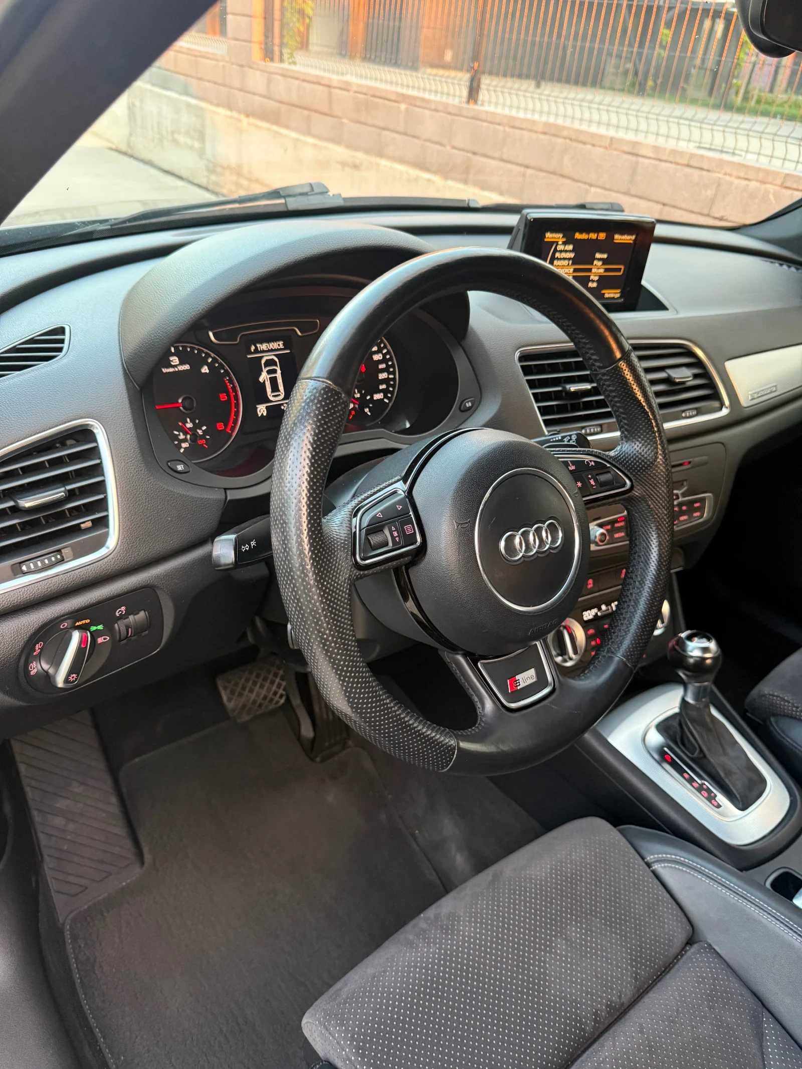 Audi Q3 2.0TDI Sline Quattro- Лизинг, снимка 13 - Автомобили и джипове - 55450806