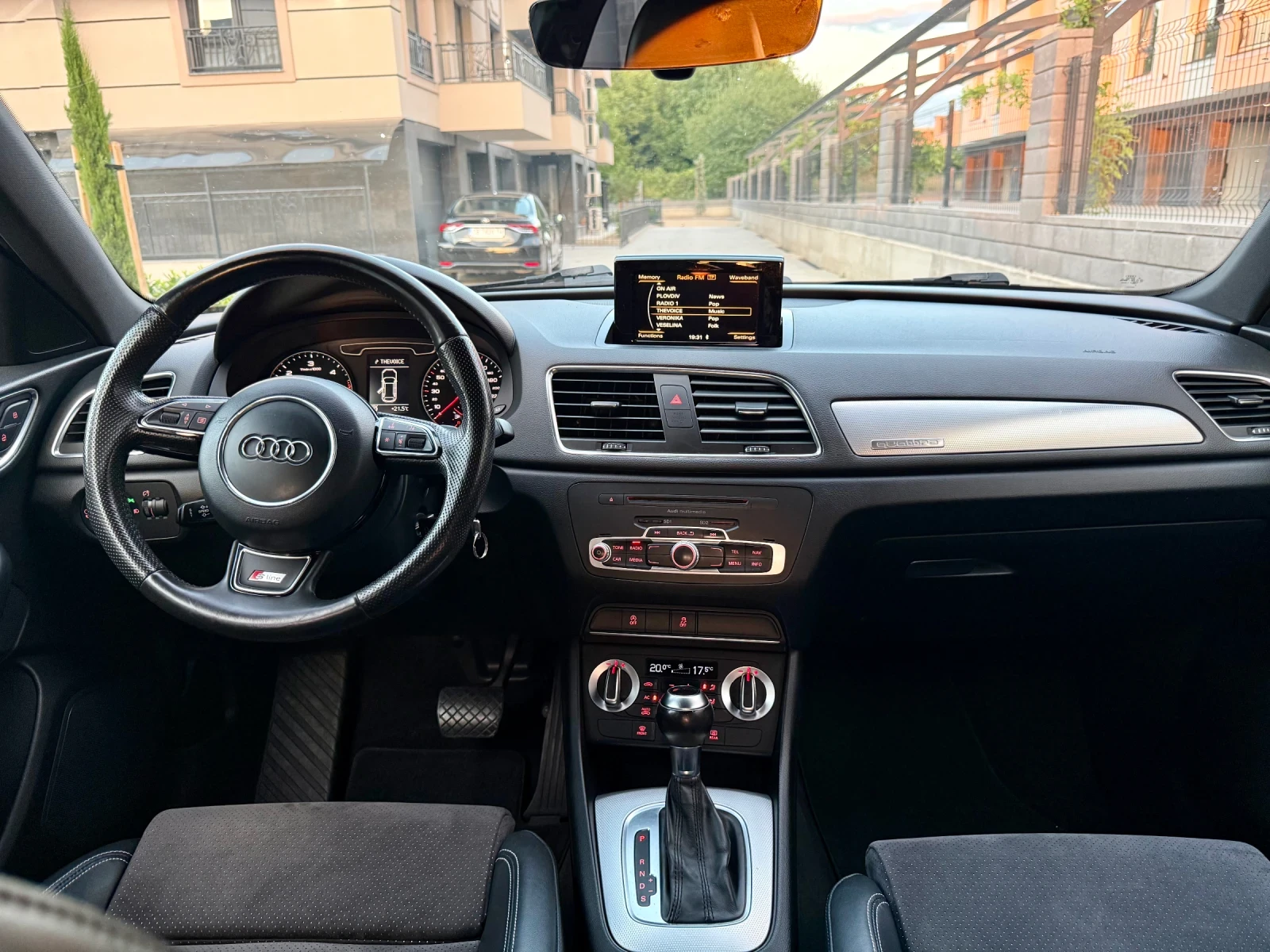 Audi Q3 2.0TDI Sline Quattro- Лизинг, снимка 7 - Автомобили и джипове - 55450806