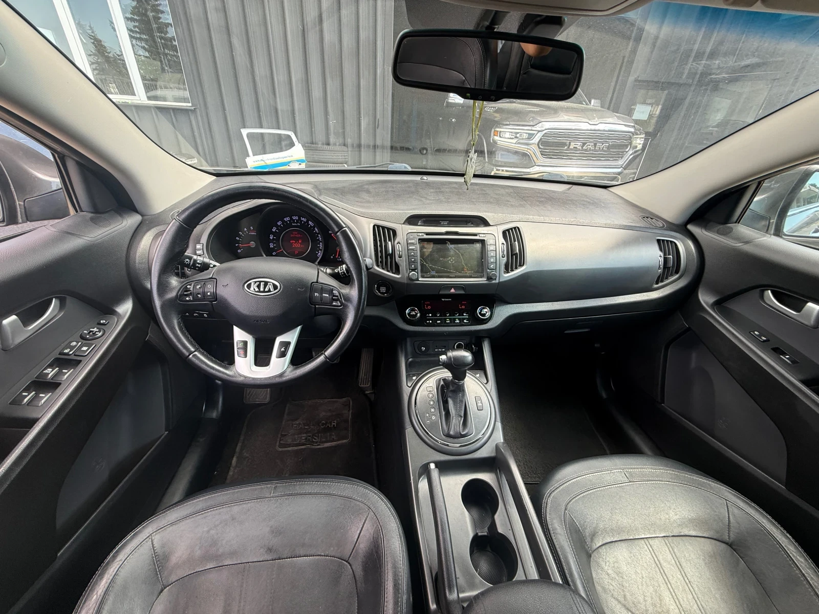 Kia Sportage 2.0CRDI АВТОМАТИК 4X4, снимка 4 - Автомобили и джипове - 55833853