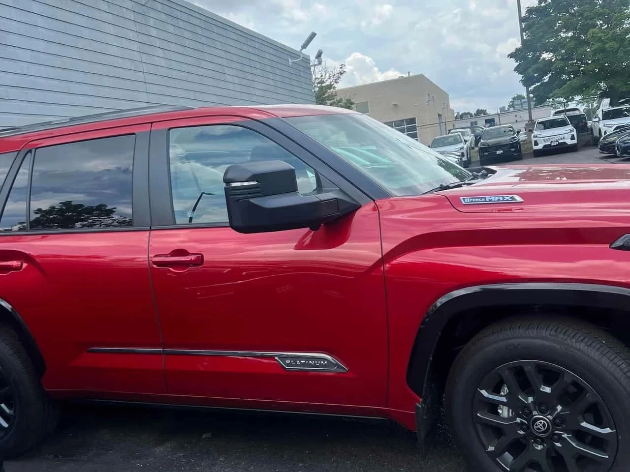 Toyota Sequoia, снимка 3 - Автомобили и джипове - 56685771
