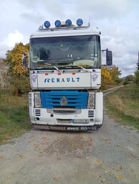     Renault Magnum