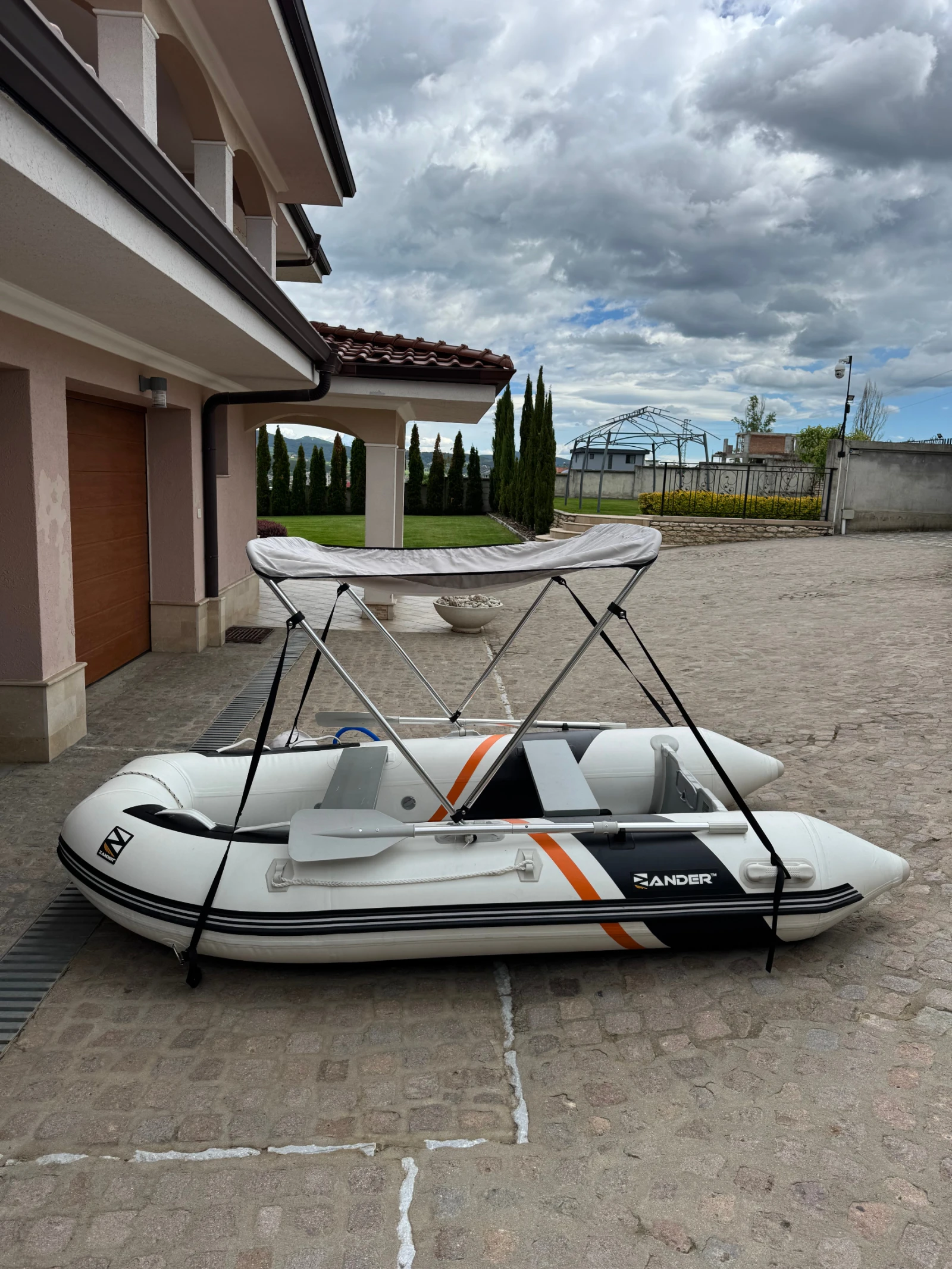 Надуваема лодка Zander MB-300 , снимка 2 - Воден транспорт - 54761712