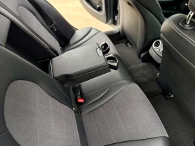 Mercedes-Benz C 220 AMG / AIRMATIC / 4MATIC / 9G-TRONIC / KEYLESS GO /, снимка 13