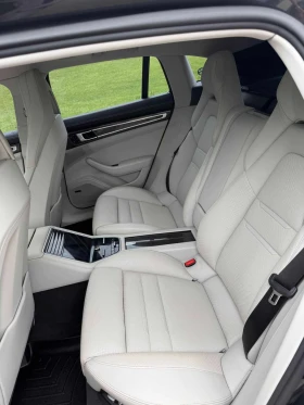 Porsche Panamera 4 E-Hybrid Sport Turismo\BOSE\HUD\360\PANO\, снимка 12