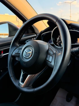 Mazda 2 1.5D* NAVI* KEYLESS* EURO6*  - 7100 € / 13886.39 лв. - 16486877 11