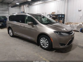 ������ Chrysler Pacifica