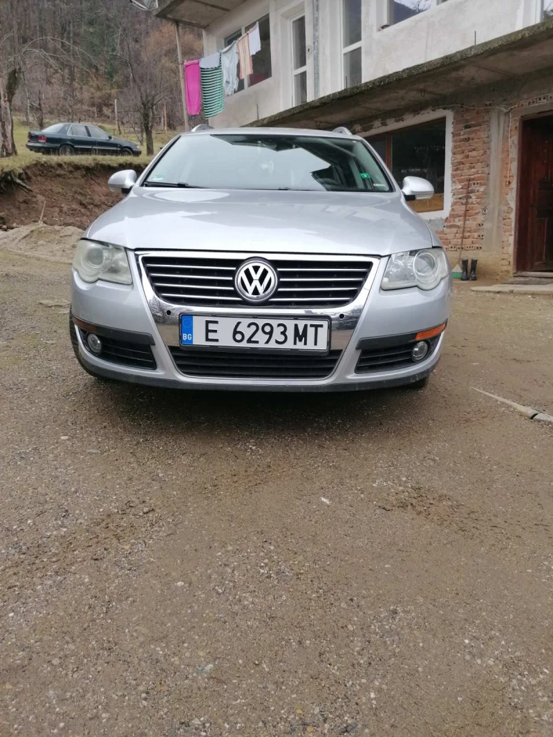 VW Passat, снимка 1 - Автомобили и джипове - 47573088