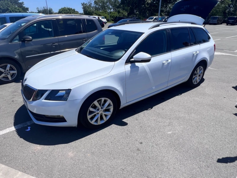 Skoda Octavia 1.6 tdi, снимка 1 - Автомобили и джипове - 47636509