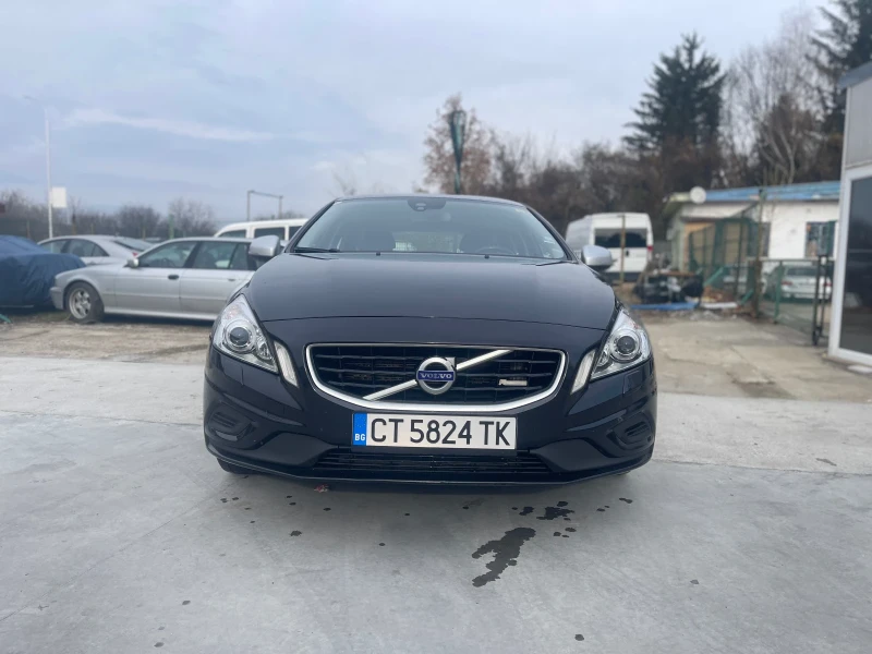 Volvo V60 R-design 180к.с. турбо, снимка 8 - Автомобили и джипове - 48170637