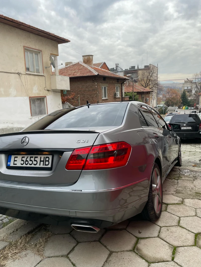 Mercedes-Benz E 250 CDI BlueEFFICIENCY, снимка 13 - Автомобили и джипове - 48420698